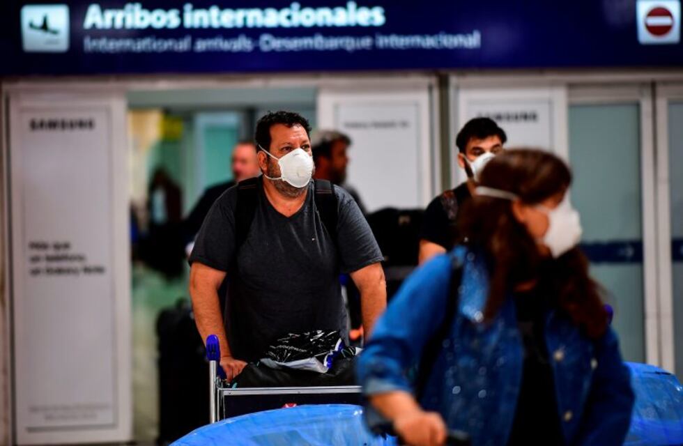 Coronavirus en Argentina: suspendieron los vuelos internacionales de pasajeros provenientes de las "zonas afectadas"