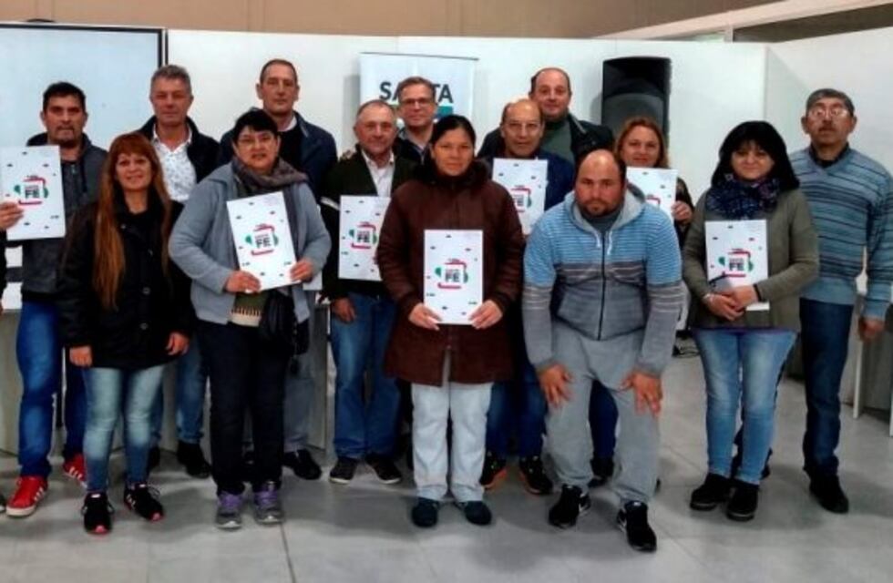 Familias de la región recibieron sus escrituras