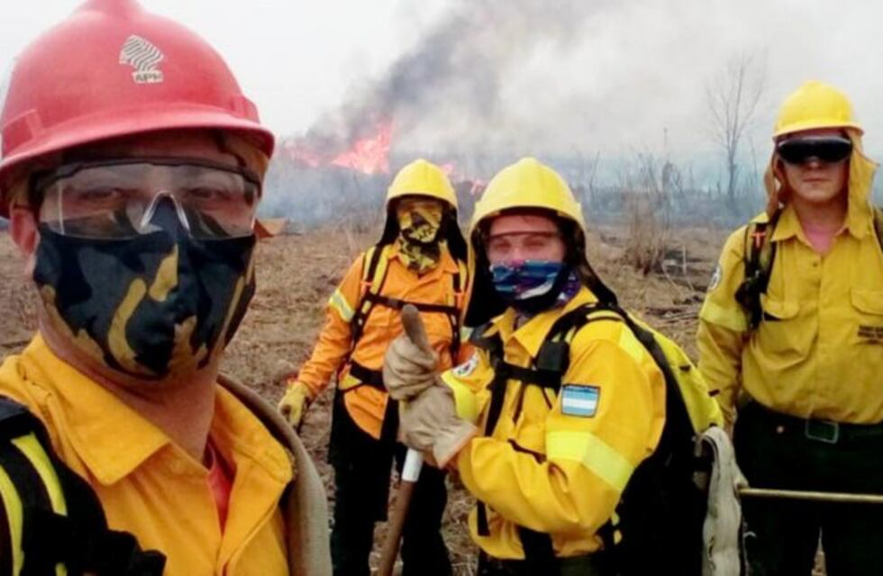 Brigadistas pampeanos de Lihué Calel trabajaron en Córdoba y en el Delta del Paraná