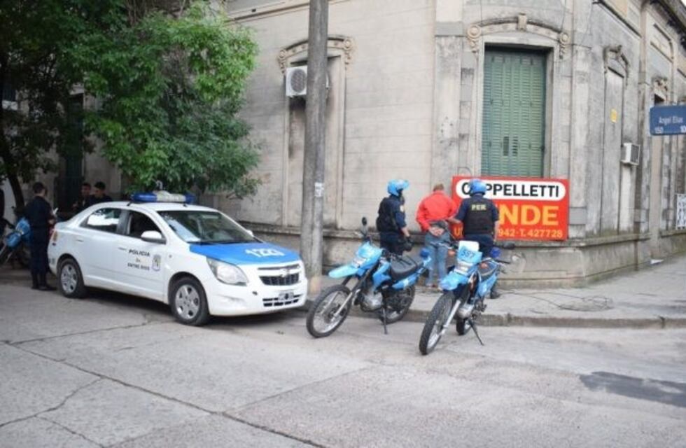 En un control vehícular, atropelló a un policía e intentó darse a la fuga