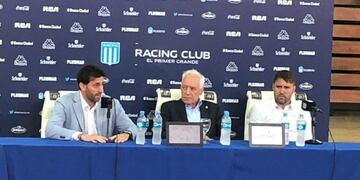Milito, Blanco y Coudet en conferencia de prensa\u002E (Captura de pantalla)