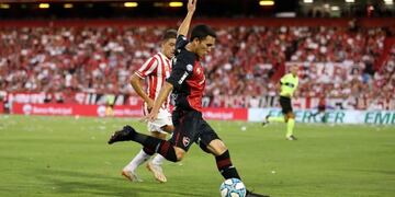 El lateral se lesionó además de recibir la quinta amarilla frente a Estudiantes de La Plata\u002E (@canoboficial)