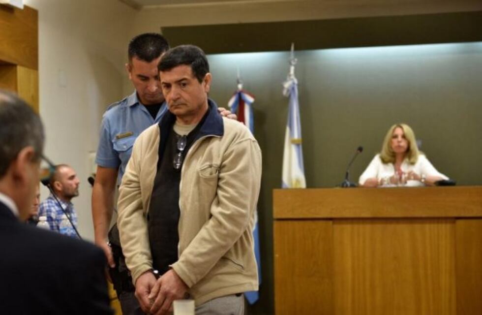 Lo juzgan por matar, descuartizar y enterrar a su pareja en la ruta 5