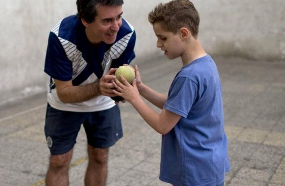 El tenis para ciegos, una terapia en ascenso