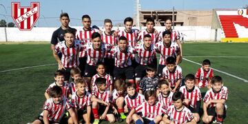 El equipo albirrojo que ganó un clásico atípico\u002E