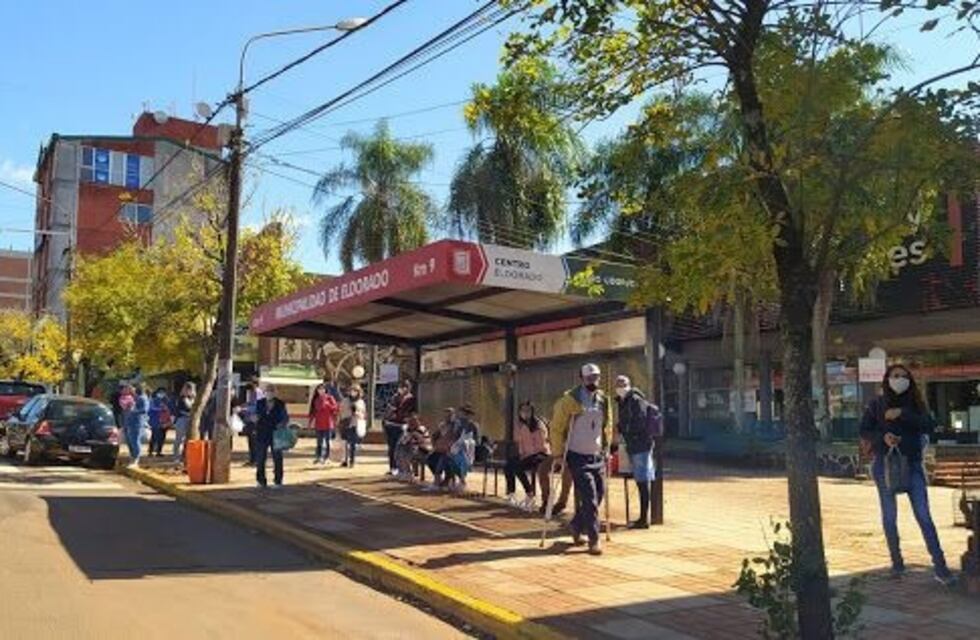 Durante el fin de semana extienden el horario comercial por el Día de la Madre en Eldorado