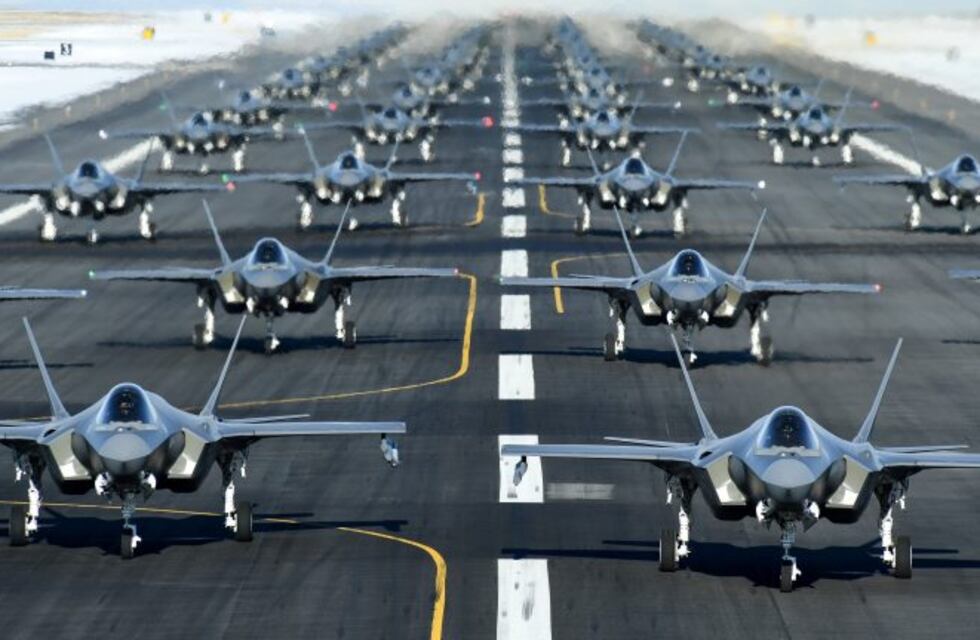 Video: en medio del conflicto con Irán, Estados Unidos hizo una demostración de su poderío militar