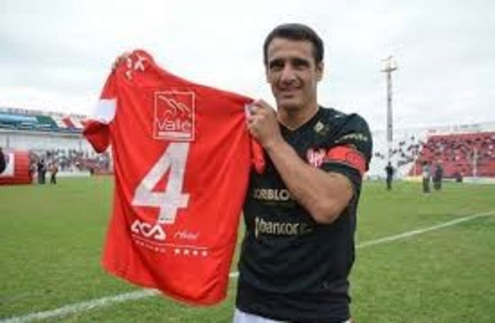 En Instituto pensaron en Raúl Damiani como manager