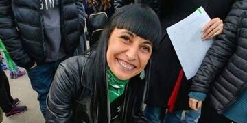 La mujer contó que la atacaron por su postura a favor de la despenalización del aborto\u002E