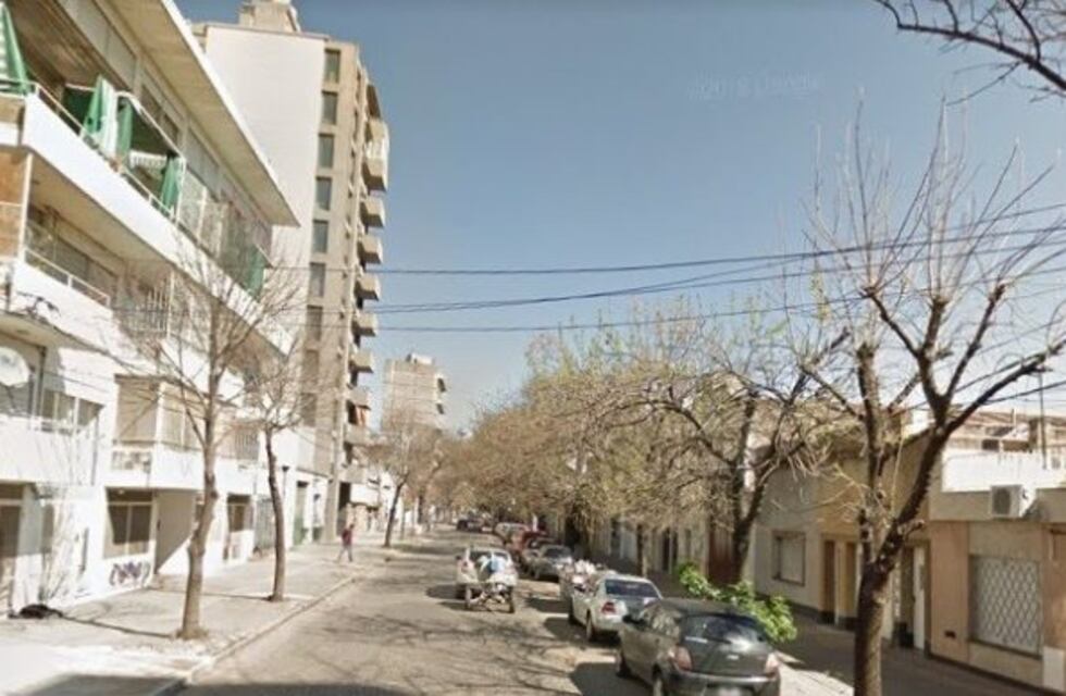 Asalto, persecución y choque con tres detenidos