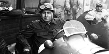 Habrá una exhibición de vehículos Mercedes Benz\u002E