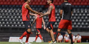 Newell's derrotó 2 a 0 a Colón en un amistoso de pretemporada en el Coloso (@CANOBoficial)