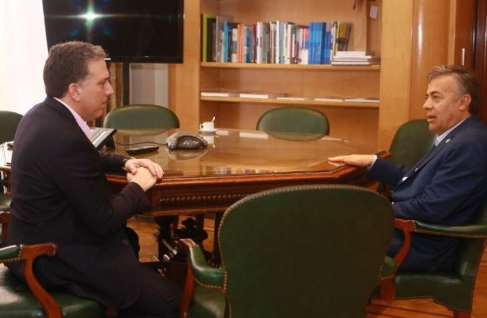 Cornejo respaldó a Dujovne tras el acuerdo con el FMI