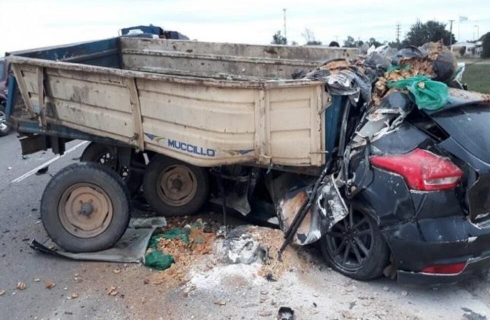 Dolor y luto en Monte Cristo por la muerte de una familia en un choque