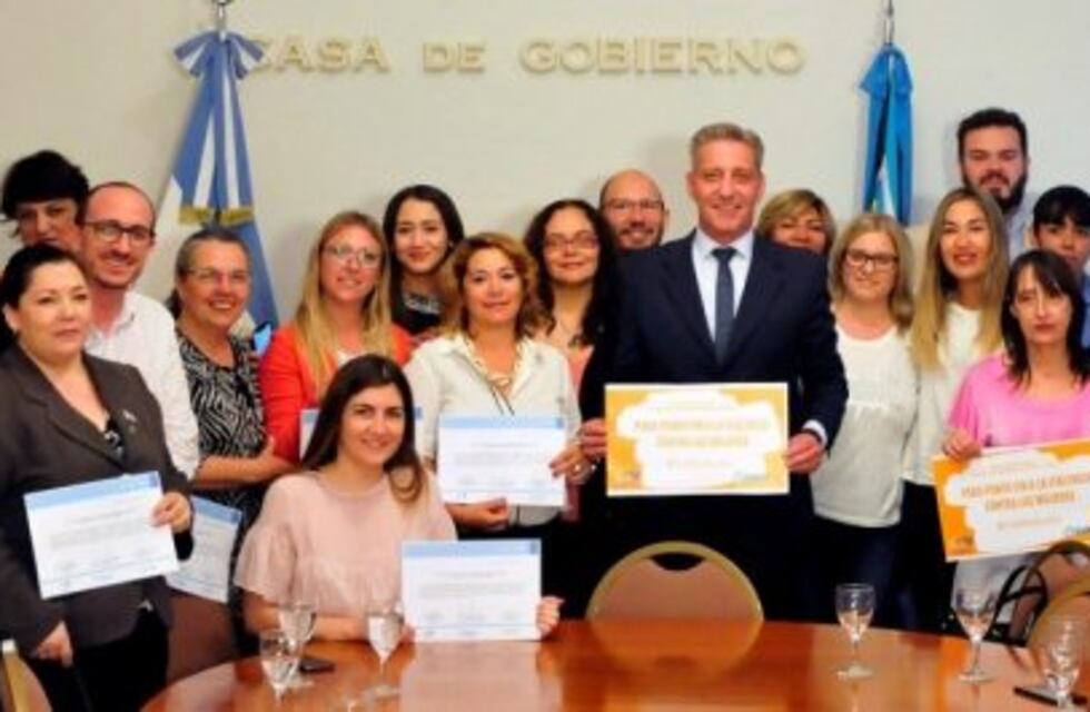 Arcioni, orgulloso por la aplicación de la Ley Micaela en Chubut