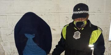 De película: en los techos atraparon a los delincuentes