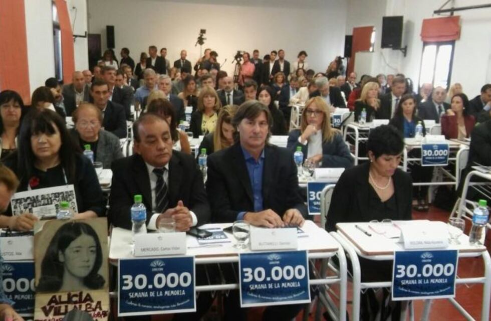 La Legislatura sesiona en el ex campo de concentración "La Perla"