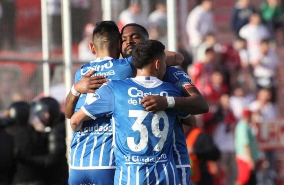 Godoy Cruz venció a Huracán y es finalista de la Copa Vendimia