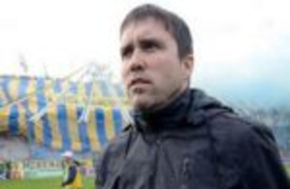 A días de haberse ido de Central, Coudet ya es candidato para DT de Racing