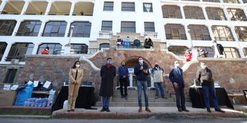 El Gobierno de la Provincia entregó nuevo equipamiento al Hospital Domingo Funes\u002E (Foto: prensa Gob\u002E de Córdoba)\u002E