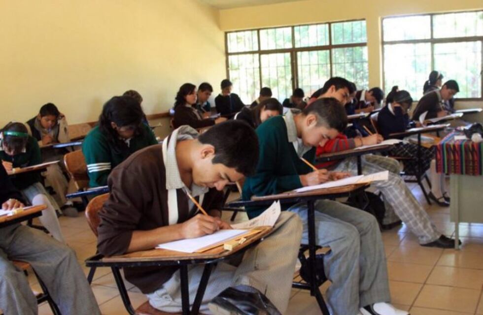 Cae la cantidad de alumnos de secundarios y terciarios públicos en barrios marginales