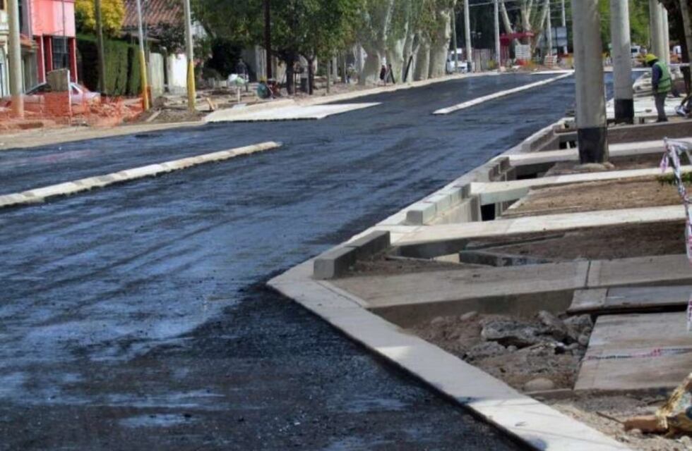 Continúan las obras de renovación en el carril Godoy Cruz, en Guaymallén