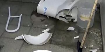 Inodoro de la escuela Crisol de Magnano 6300\u002E (LT3)