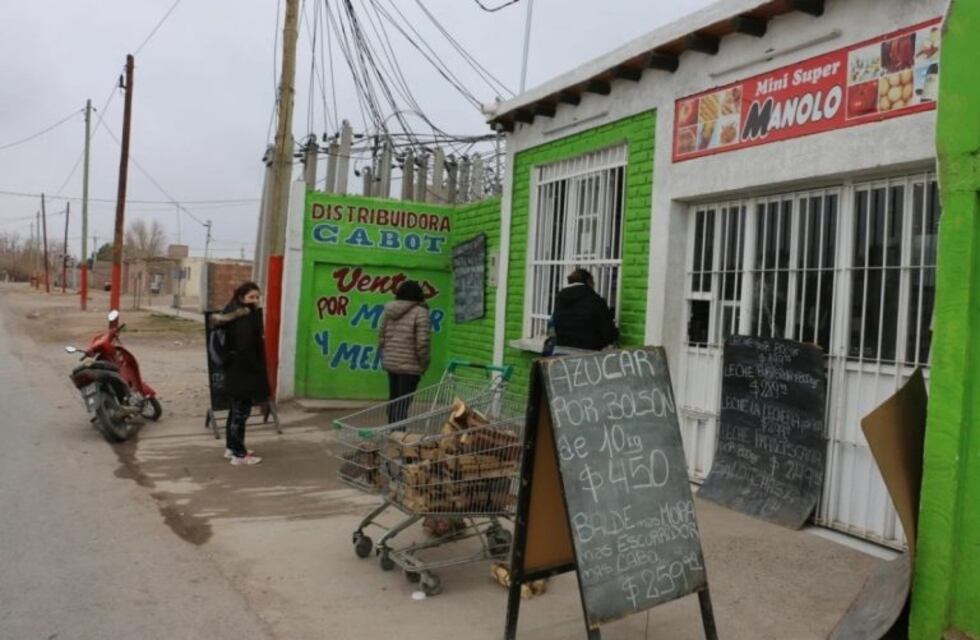 Encañonaron a empleados de una distribuidora y les robaron $80 mil
