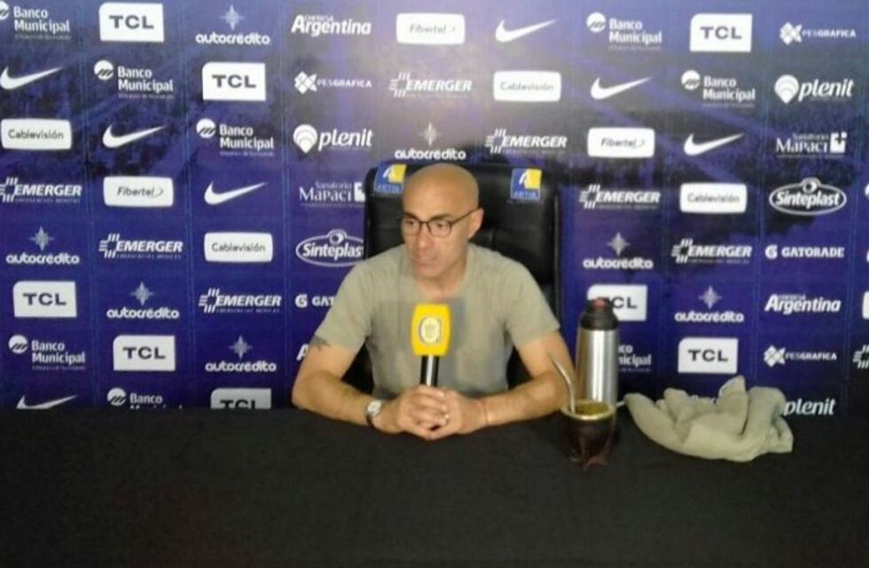 Montero: "Me da vergüenza la posición en la tabla, pero estoy seguro que se revertirá"