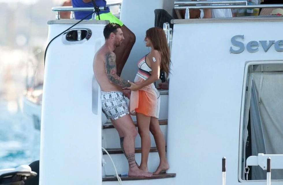 Antonela Rocuzzo y Lionel Messi subieron una romántica foto en el Mediterráneo