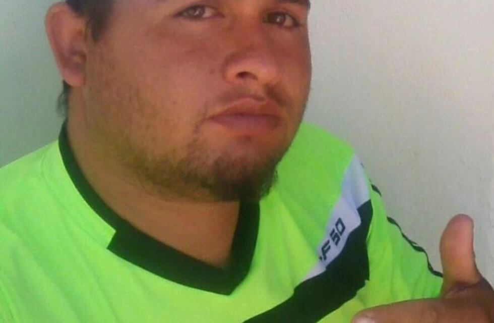 Testigos aseguraron que el albañil de las 70 puñaladas, tenía a su hija en brazos al momento del hecho