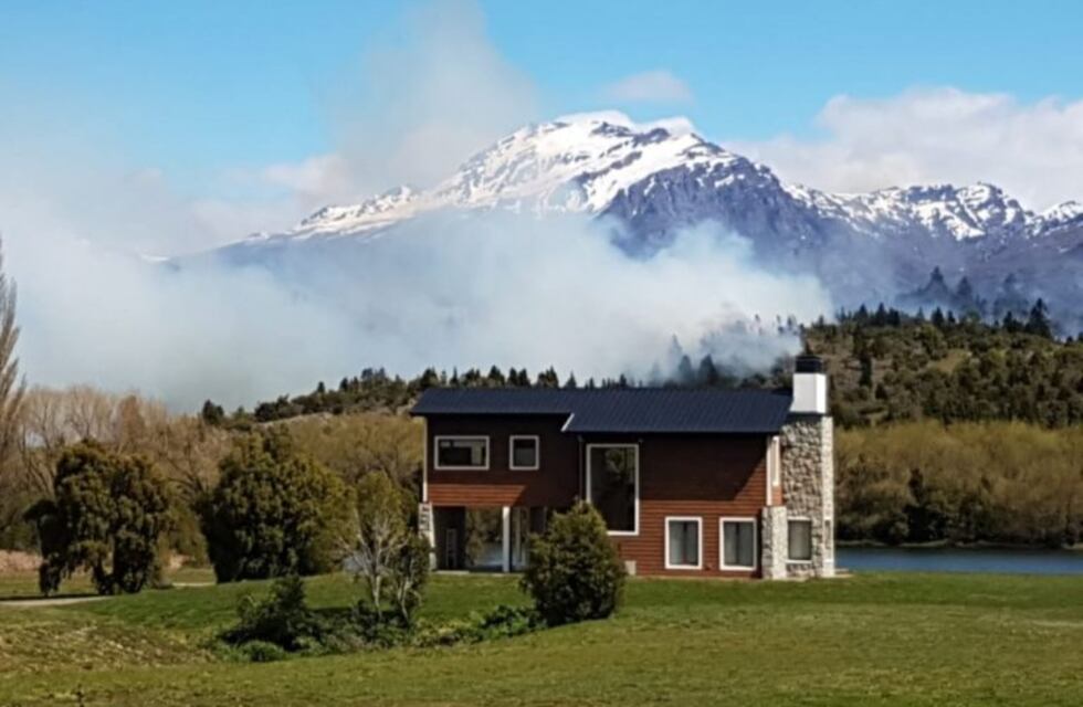 Incendio Forestal a 12 km de Trevelin
