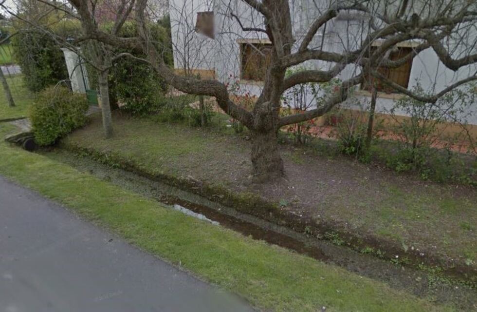 En City Bell festejan los 10 años de una perdida de agua