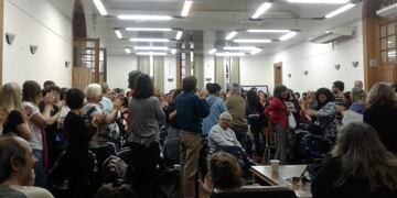 Profesores e investigadores se concentraron en la Facultad de Humanidades y Artes\u002E (@irugamboa)