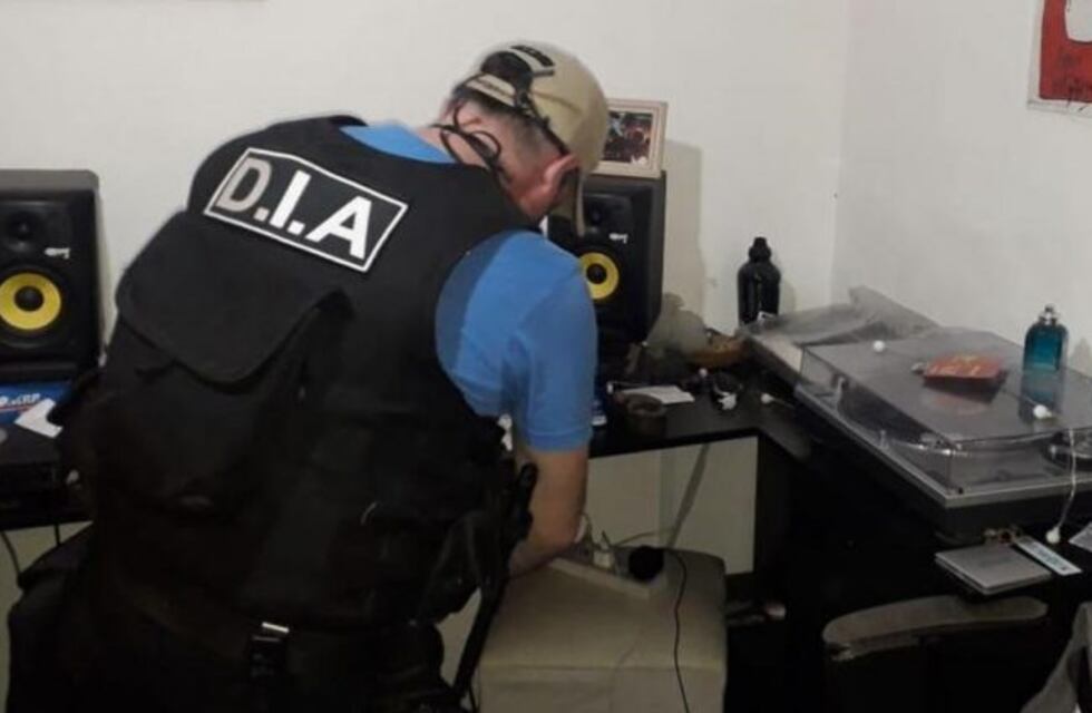 Electrónica en el 12O: cuatro allanamientos, un detenido y secuestro de marihuana