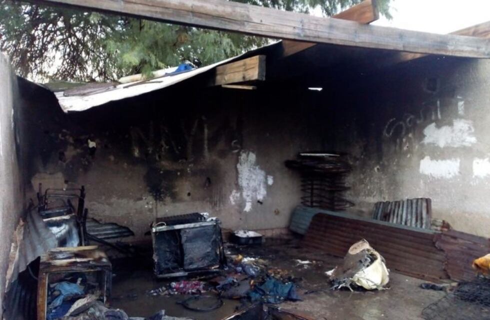 Se incendió un depósito: Pérdidas totales