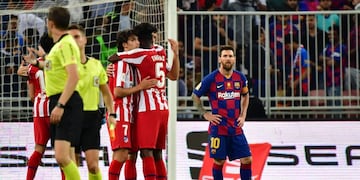 En un partidazo, Atlético Madrid venció 3-2 a Barcelona y se metió en la final de la Supercopa de España\u002E (AFP)