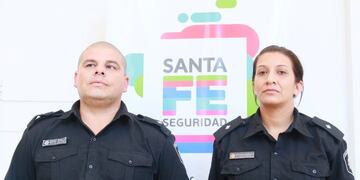 Oficial Hernan Medina y la suboficial Sandra Antunes