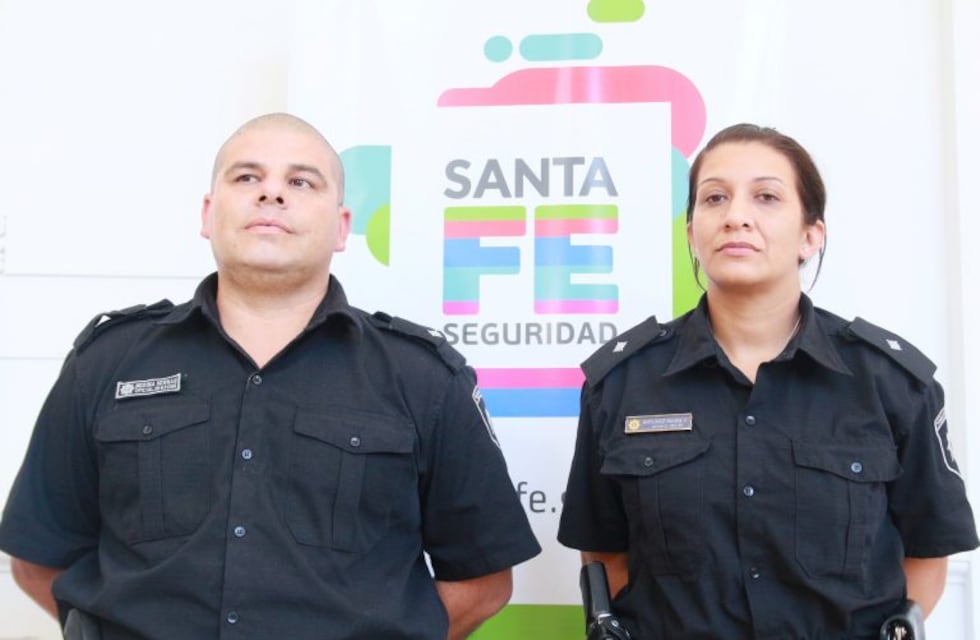 Poliparteros: agentes ayudaron en trabajo de parto de trillizas