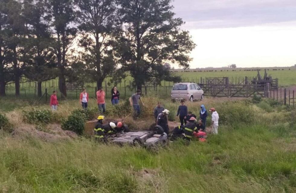 Tuvieron un accidente y buscan a la pareja que les salvó la vida