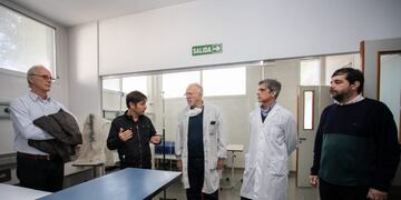 Axel Kicillof durante su visita al Hospital General Manuel Belgrano (Foto: Twitter)
