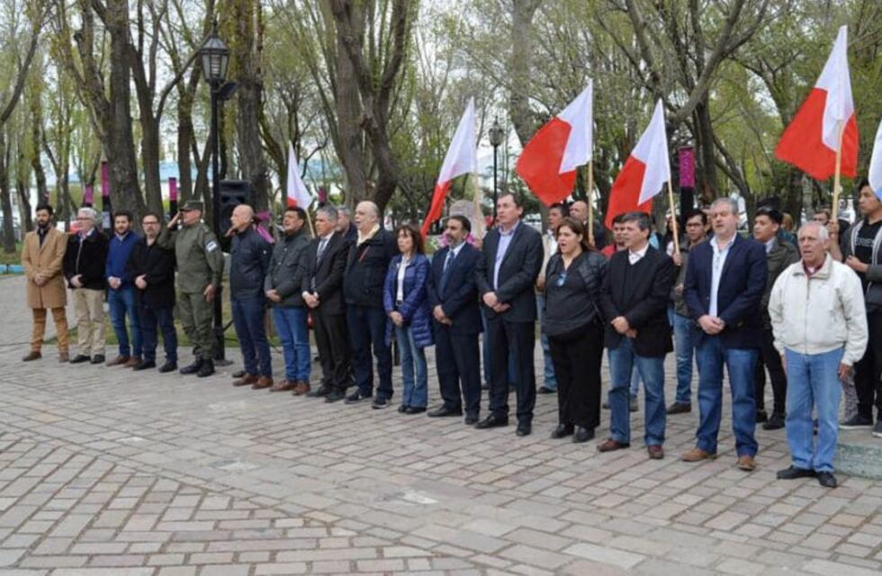Acto por los 36 años del regreso de la democracia