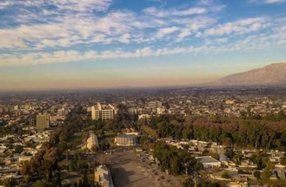 Llega el Zonda pero en San Juan no suspenden las clases