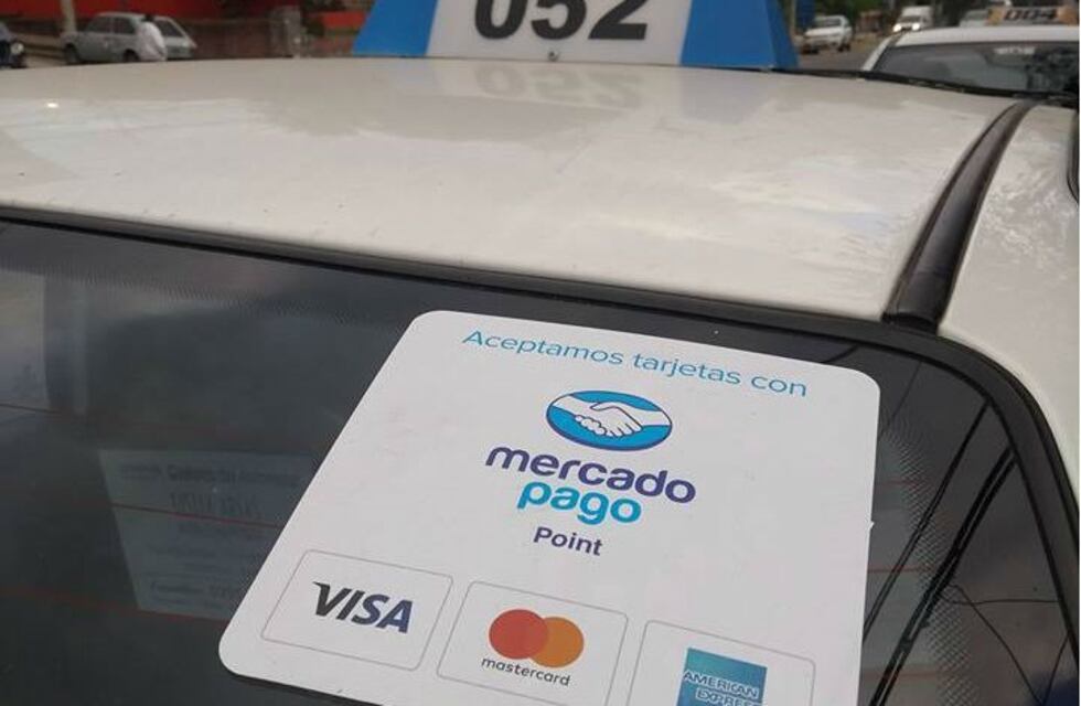 Los taxis de Río Ceballos hacen punta y reciben tarjeta de débito y crédito