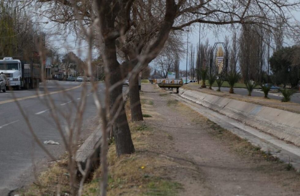 Construirán un paseo en la avenida Dean Funes