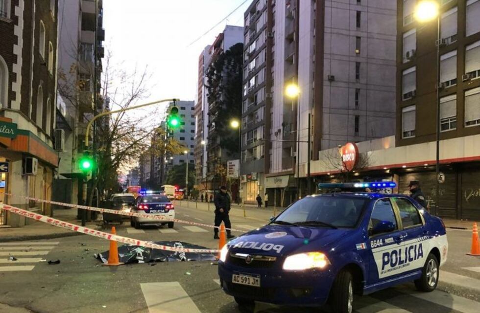 Un joven fallecido y otro herido en un accidente en el Centro de Córdoba