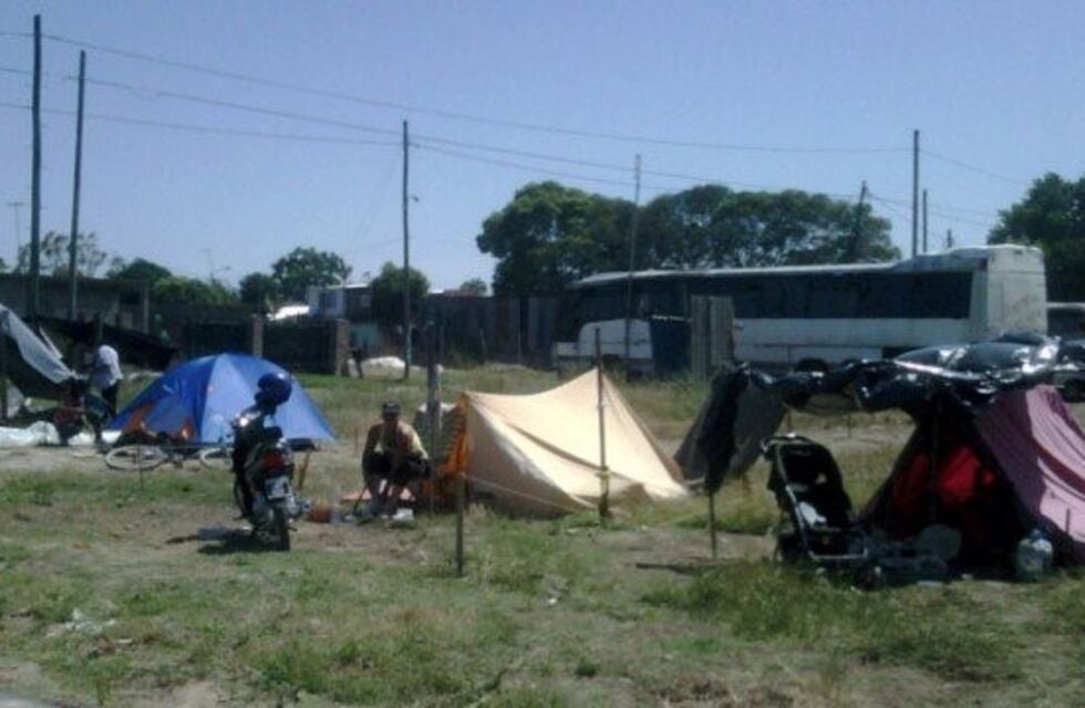 Tenso desalojo de un terreno tomado en Bernal Oeste: hay detenidos