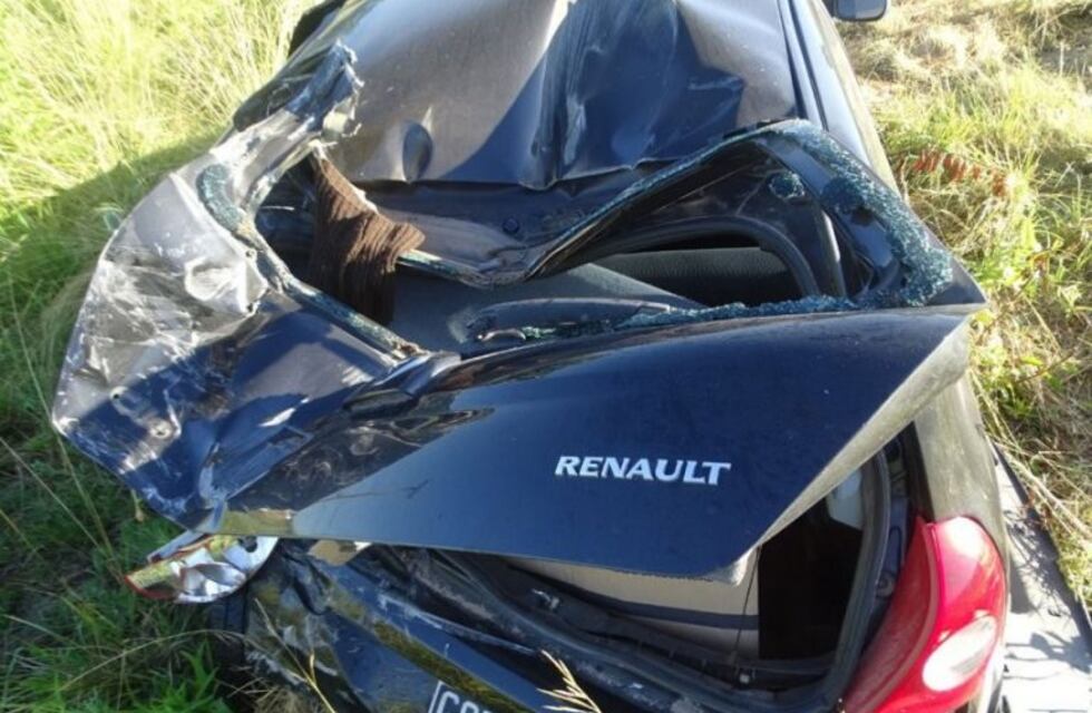 Autovía 14: un violento accidente protagonizaron dos vehículos