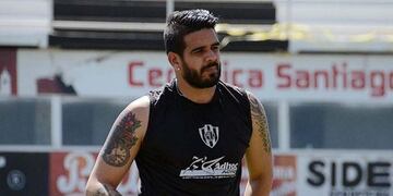 La Joya Jara viene de jugar en Gimnasia de Entre Ríos\u002E Y consiguió cinco ascensos en su carrera\u002E