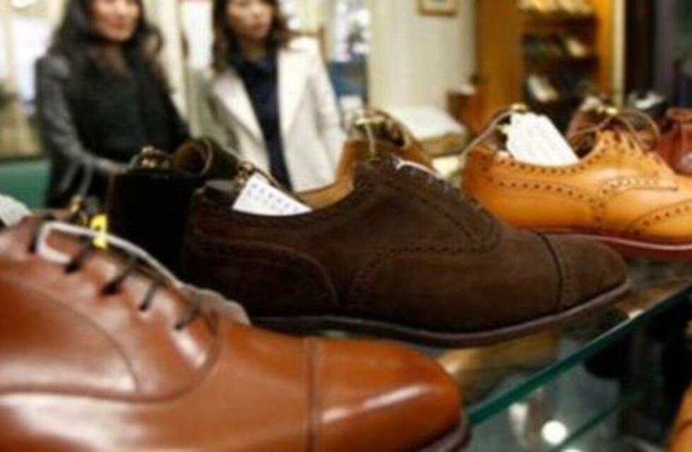 Llegan 600 repros a la industria del calzado santafesino tras la fuerte protesta en Acebal